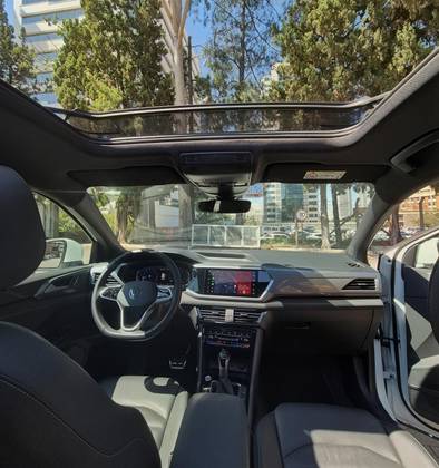 VOLKSWAGEN TAOS 1.4 250 TSI TOTAL FLEX HIGHLINE AUTOMÁTICO